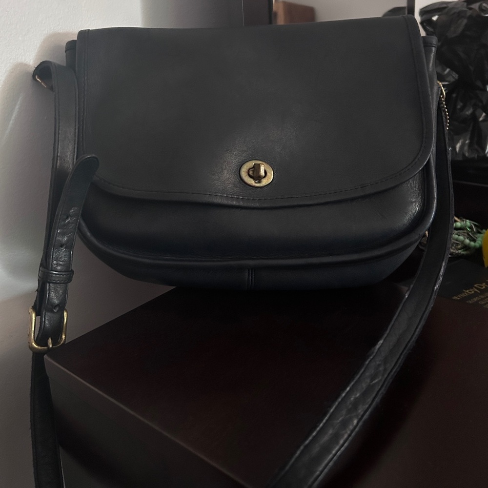 Vintage Coach city black bag